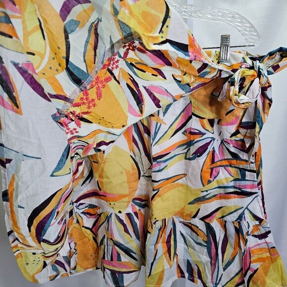 C&C California Floral Embroidered Wrap Skirt Size Large - Picture 4 of 11